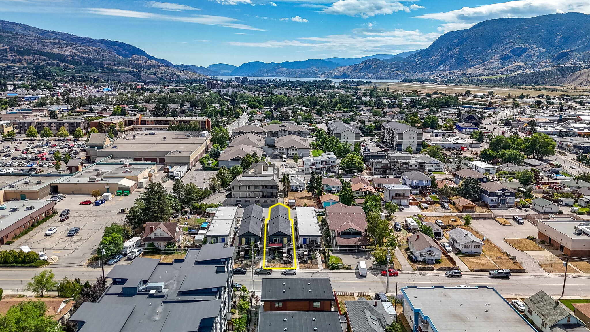 116 Calgary Av, Penticton, BC à vendre Photo de l’immeuble– Image 1 sur 25