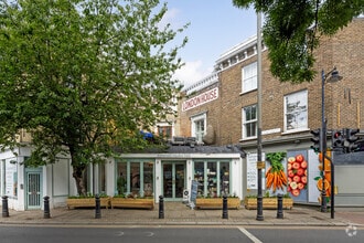7-9 Battersea Sq, Londres à louer Photo de l’immeuble– Image 2 sur 3