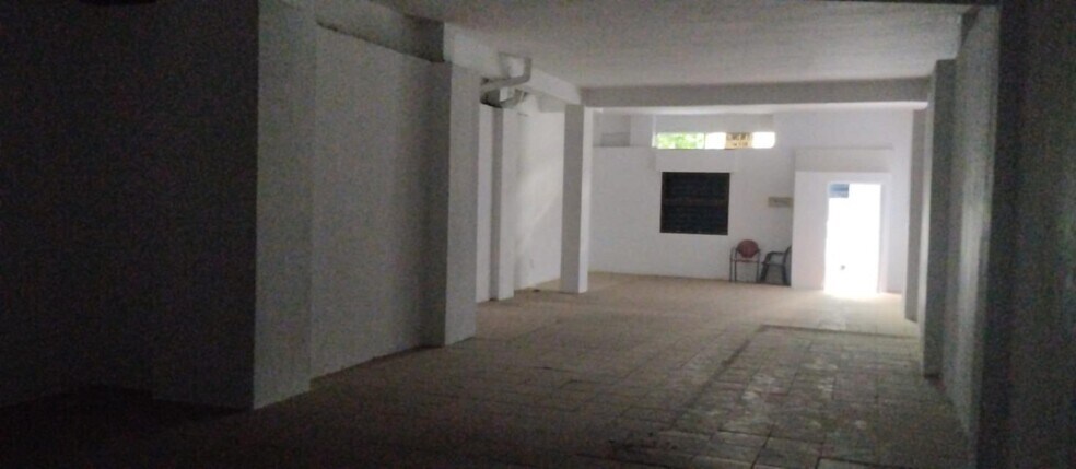 Local commercial dans Córdoba, Córdoba à louer - Photo de l’immeuble – Image 3 sur 4