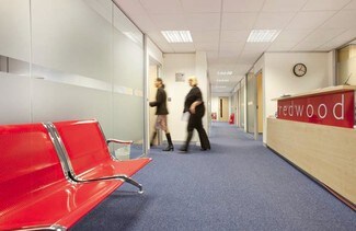 Plus de détails pour 86-94 High St, Hounslow - Bureau à louer