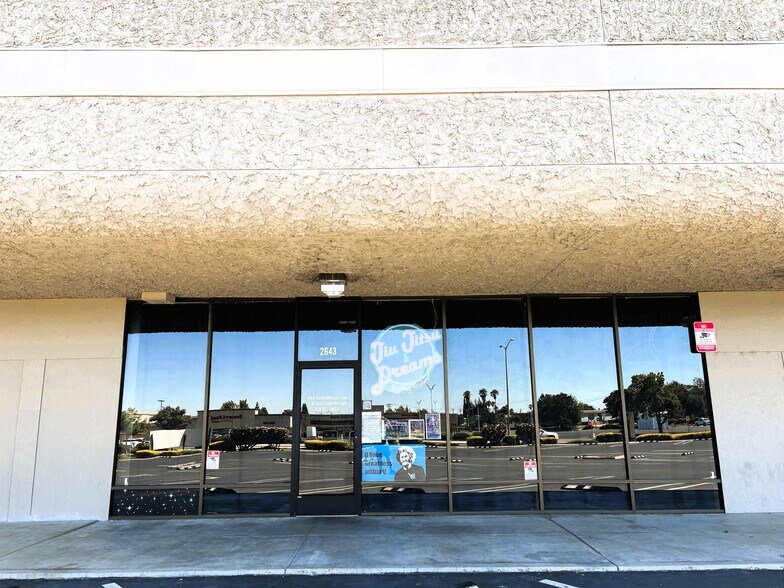 2635-2669 Somersville Rd, Antioch, CA à louer - Photo de l’immeuble – Image 3 sur 12