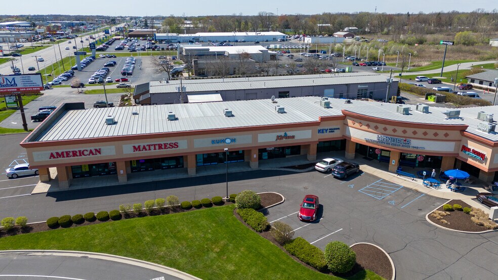 4916 Illinois Rd, Fort Wayne, IN à louer - Photo de l’immeuble – Image 3 sur 22