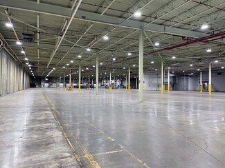 Plus de détails pour 49 Geyser Rd, Saratoga Springs, NY - Industriel/Logistique à louer