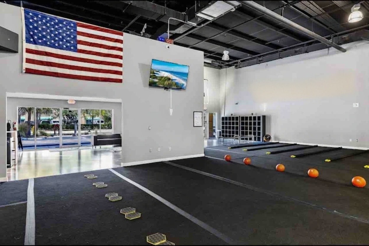 1040 Collier Center Way, Naples, FL à louer Photo intérieure– Image 1 sur 3