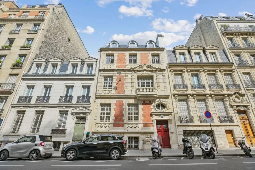 60 Rue Jouffroy D'Abbans, Paris à louer - Photo de l’immeuble – Image 1 sur 9