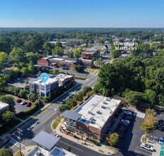 324 N Trade St, Matthews, NC - Vue aérienne  vue de carte - Image1