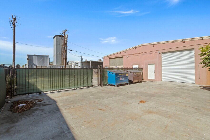 4260 W Artesia Ave, Fullerton, CA à vendre - Photo de l’immeuble – Image 3 sur 18