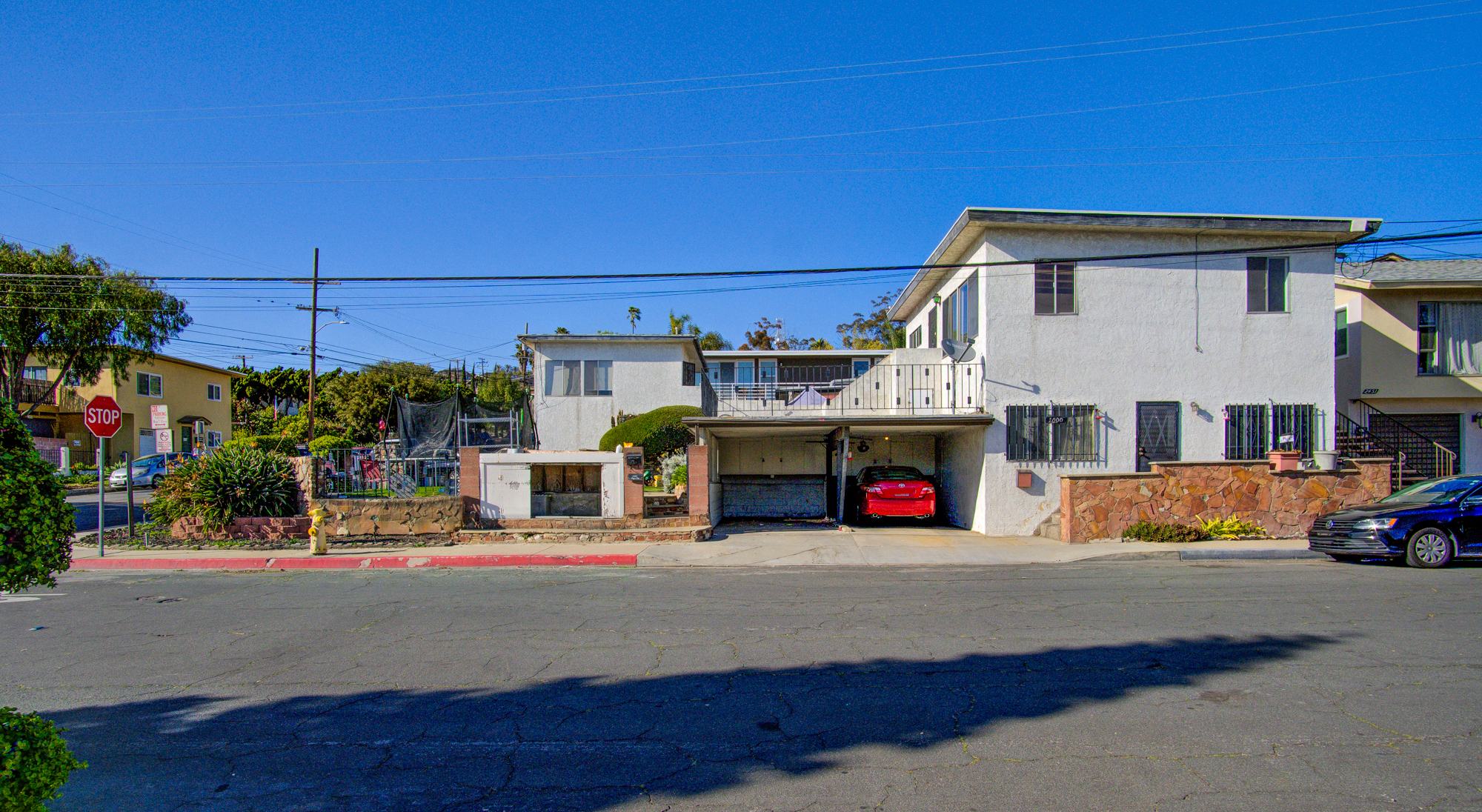 2000 Junipero Ave, Signal Hill, CA à vendre Photo principale– Image 1 sur 9