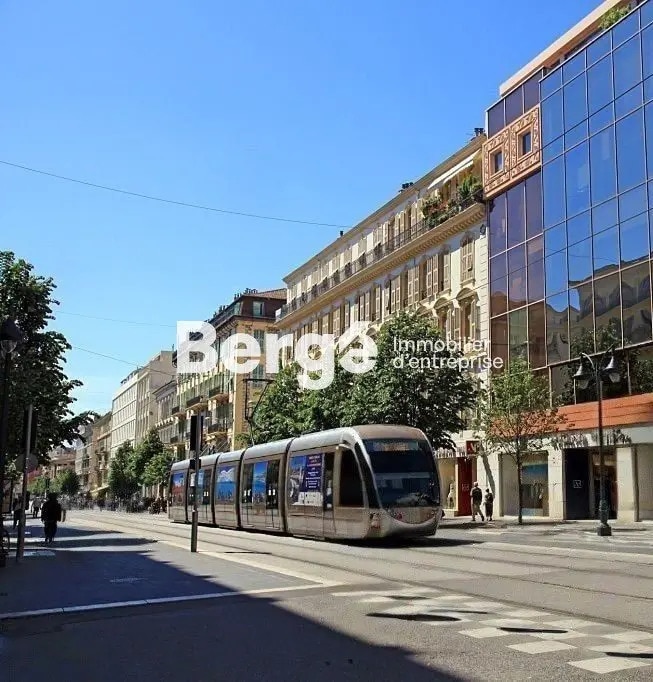 Bureau dans Nice à louer Photo de l’immeuble– Image 1 sur 8