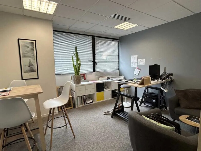16 Boulevard Charles De Gaulle, Saint-Herblain à louer - Photo de l’immeuble – Image 2 sur 5