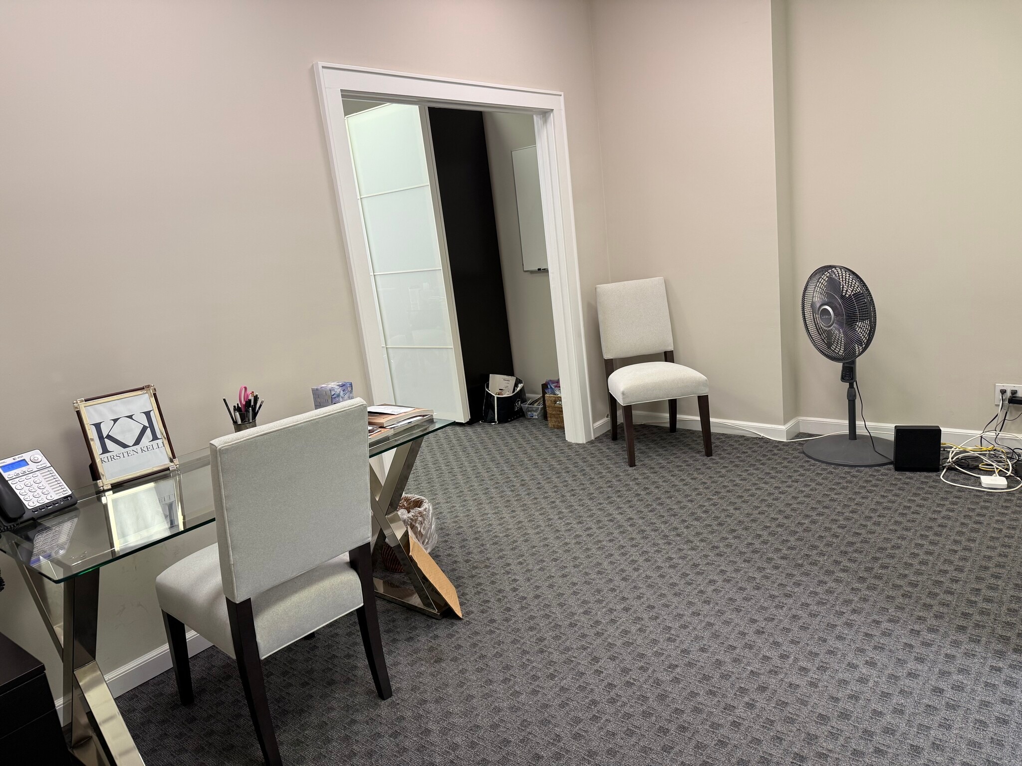 45 E Putnam Ave, Greenwich, CT à louer Photo intérieure– Image 1 sur 6