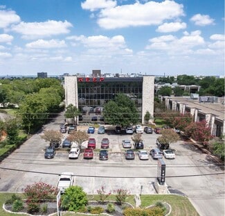 Plus de détails pour 7410 Blanco Rd, San Antonio, TX - Bureau à louer