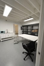 7815-7817 Melrose Ave, Los Angeles, CA à louer Photo intérieure– Image 1 sur 4