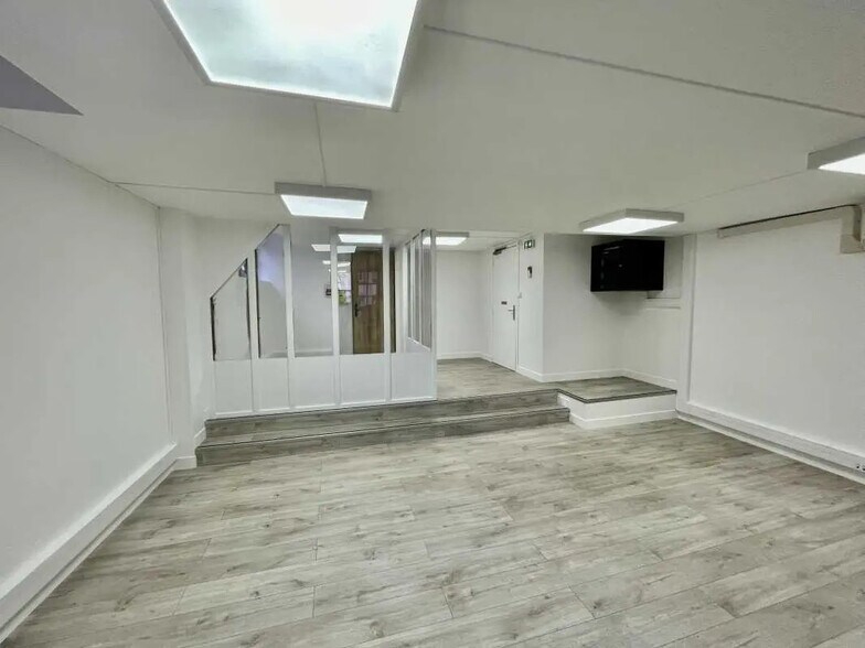 Bureau dans Rouen à louer - Photo de l’immeuble – Image 1 sur 5