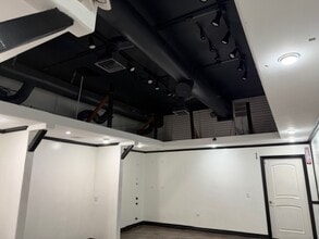 106 W Lime Ave, Monrovia, CA à louer Photo intérieure– Image 1 sur 6