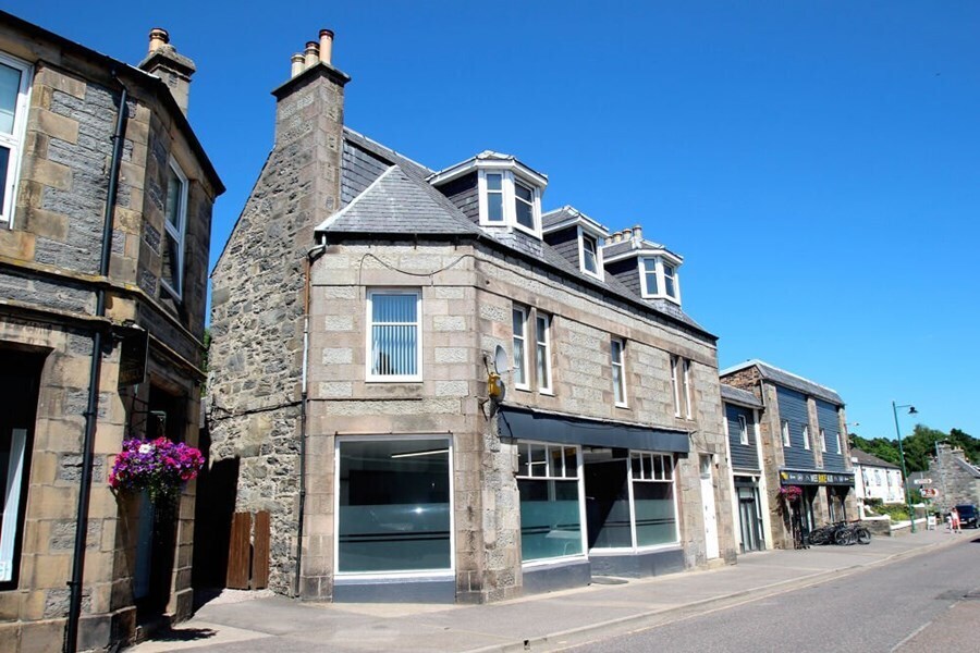 59-61 High St, Kingussie à vendre Photo de l’immeuble– Image 1 sur 8