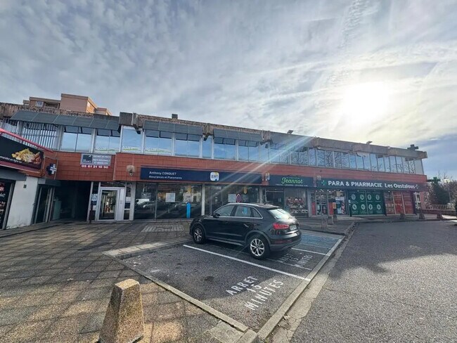 Plus de détails pour Bureau à vendre