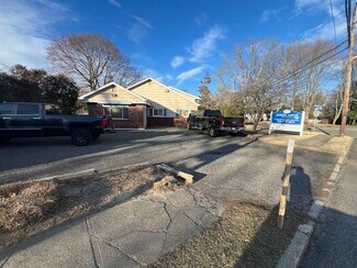 Plus de détails pour 531 Montauk Hwy, Sayville, NY - Bureau à louer