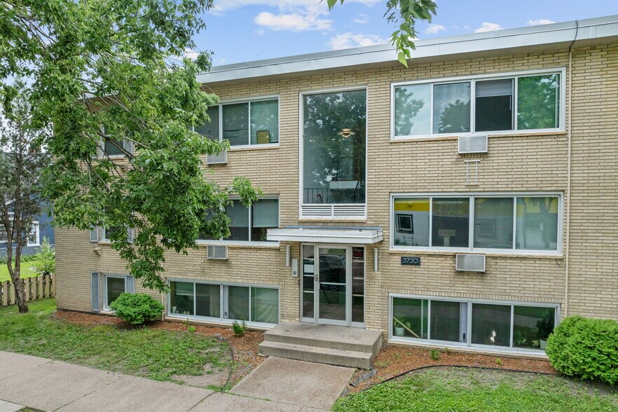 3720 Minnehaha Ave, Minneapolis, MN à vendre - Photo de l’immeuble – Image 2 sur 15