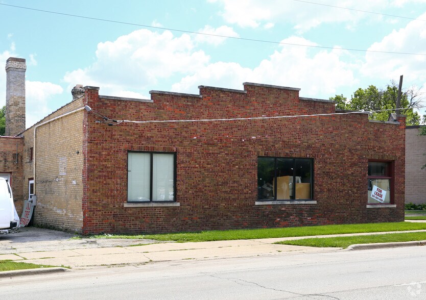 997 Lee St, Des Plaines, IL à vendre - Photo de l’immeuble – Image 2 sur 3