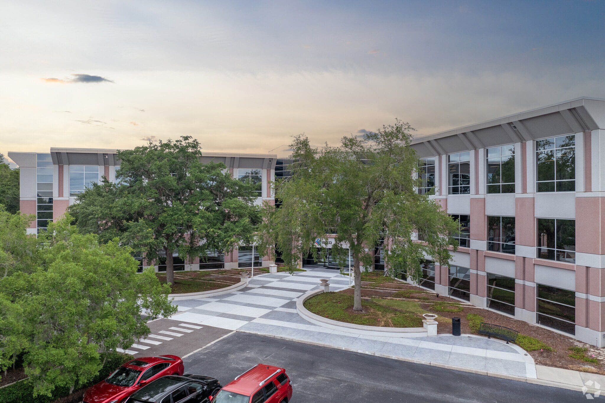 482 S Keller Rd, Orlando, FL à louer Photo de l’immeuble– Image 1 sur 7