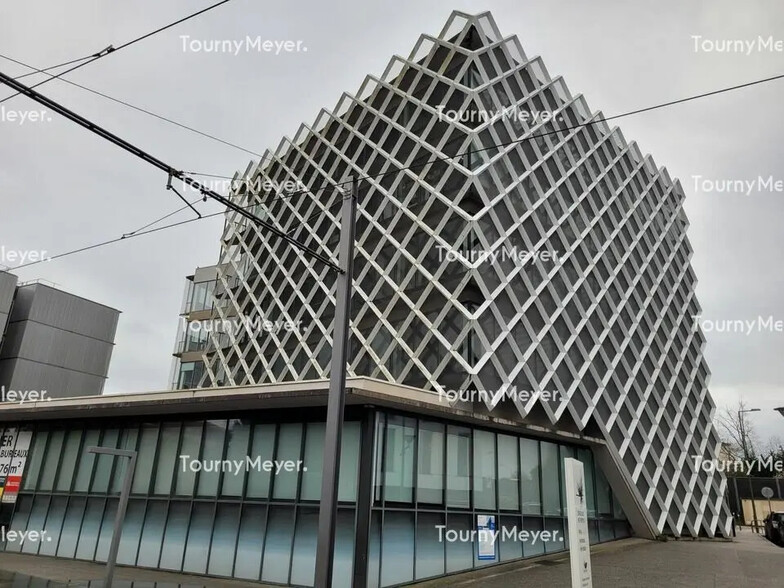 Local commercial dans Lormont à louer - Photo de l’immeuble – Image 2 sur 8