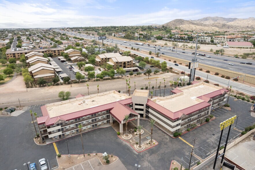 1701 W Baseline Rd, Tempe, AZ à vendre - Photo de l’immeuble – Image 2 sur 52