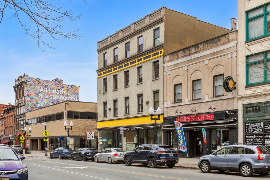 61 N Pearl St, Albany, NY à louer - Photo de l’immeuble – Image 3 sur 35