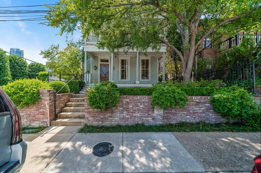 2315 Routh St, Dallas, TX à vendre - Photo de l’immeuble – Image 2 sur 40