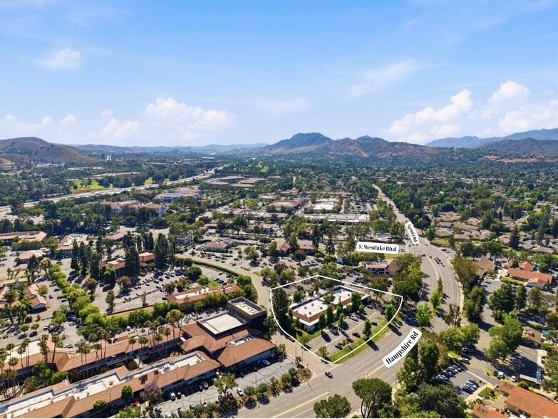 950 Hampshire Rd, Westlake Village, CA à vendre - Aérien – Image 2 sur 6