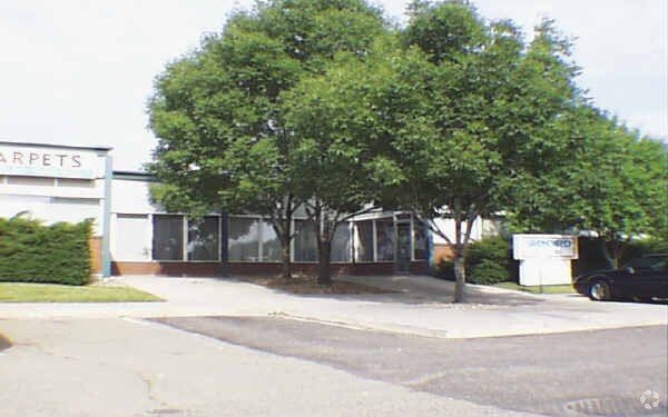 1729 S Wadsworth Blvd, Lakewood, CO à louer - Photo de l’immeuble – Image 3 sur 11