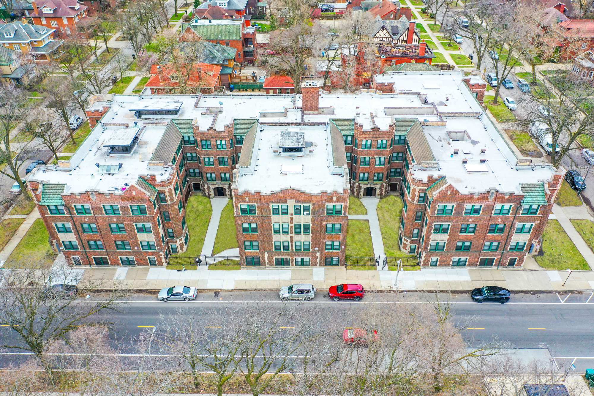 6700 S Constance Ave, Chicago, IL à vendre Photo de l’immeuble– Image 1 sur 11