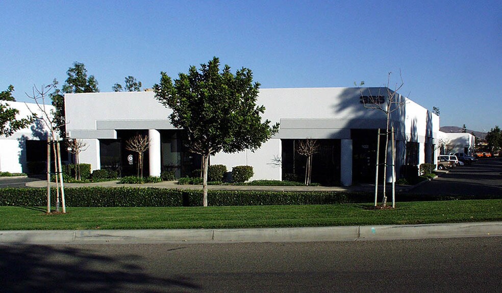 355 N Sheridan St, Corona, CA à louer - Autre – Image 2 sur 9