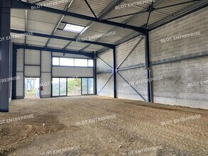 Local d'activités dans Taden à vendre Photo intérieure– Image 2 sur 15