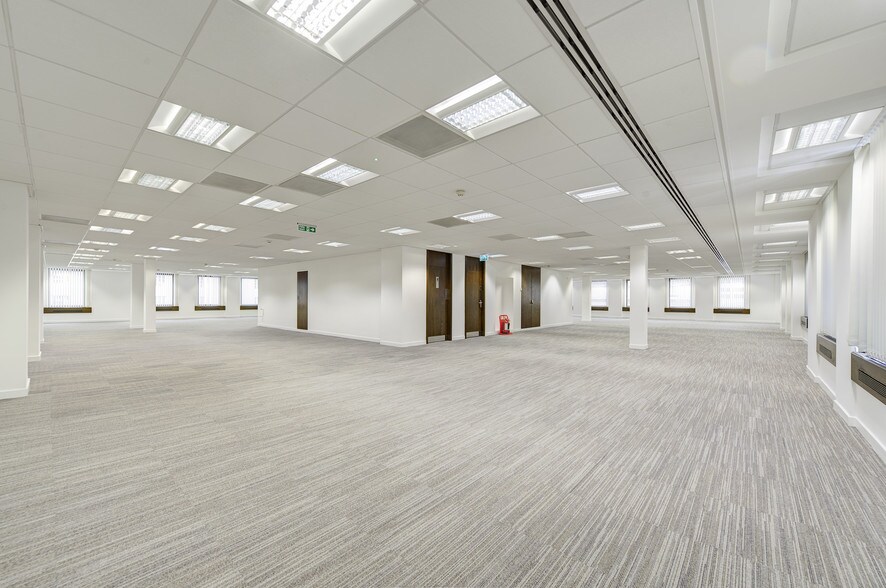 60 Buckingham Palace Rd, Londres à louer - Photo intérieure – Image 2 sur 7