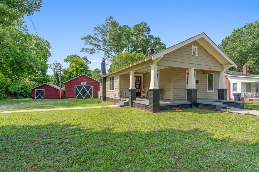 201 W Highland Ave, Anderson, SC à vendre - Photo de l’immeuble – Image 3 sur 21