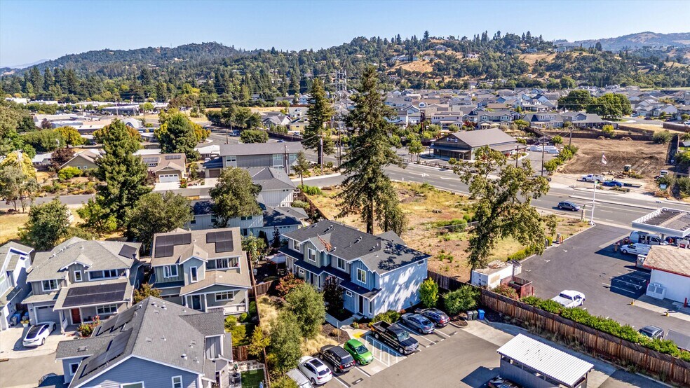 4040 Alexander David Ct, Larkfield, CA à vendre - Photo de l’immeuble – Image 3 sur 36