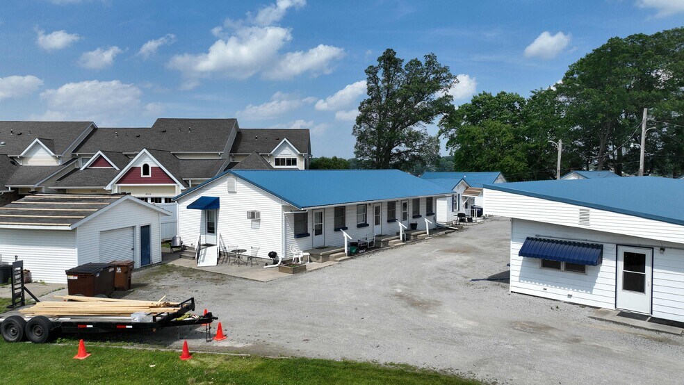 4849 E Indiana Beach Rd, Monticello, IN à vendre - Photo de l’immeuble – Image 3 sur 11
