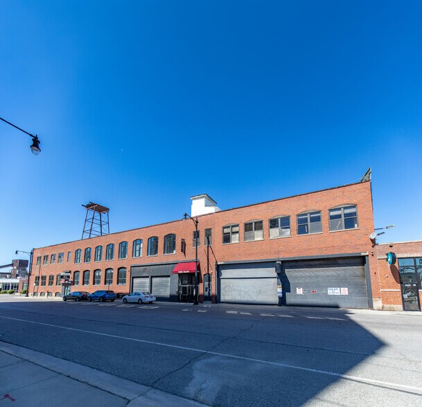 1000 N Halsted St, Chicago, IL à louer - Photo de l’immeuble – Image 2 sur 37