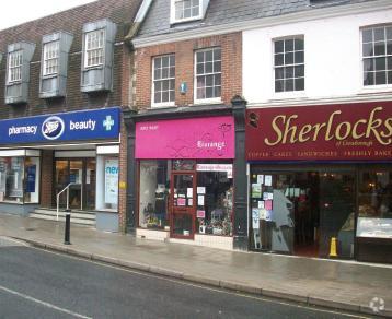 48 London Rd, East Grinstead à vendre - Photo principale – Image 1 sur 2