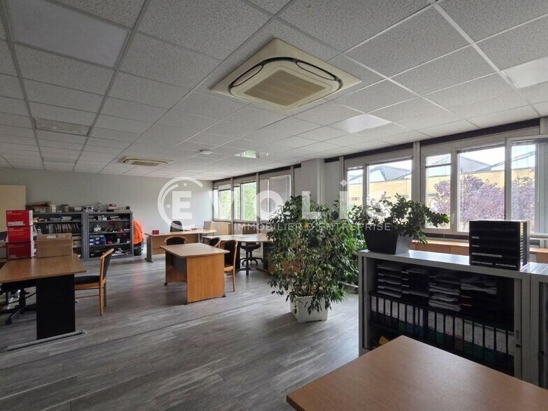 Bureau dans Vitry-sur-Seine à vendre - Photo intérieure – Image 3 sur 9
