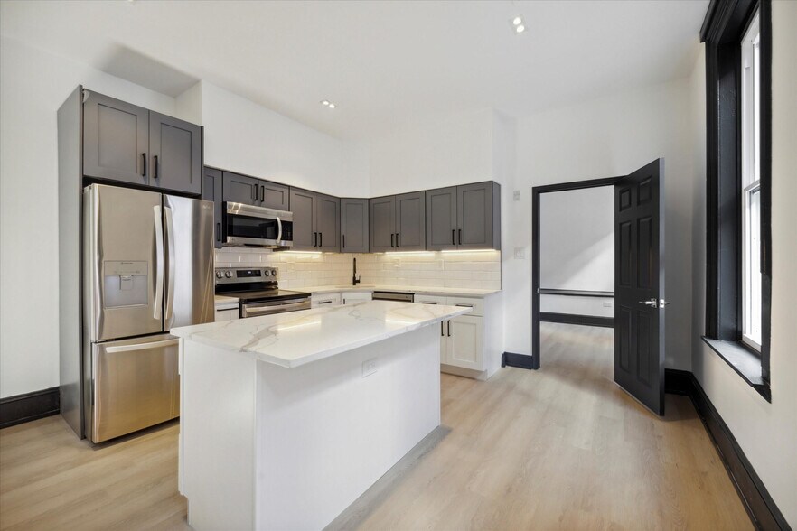 643-645 N 15th St, Philadelphia, PA à vendre - Photo de l’immeuble – Image 3 sur 17