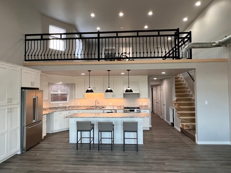 510 E 8th Ave, Homestead, PA à vendre - Photo de l’immeuble – Image 3 sur 17