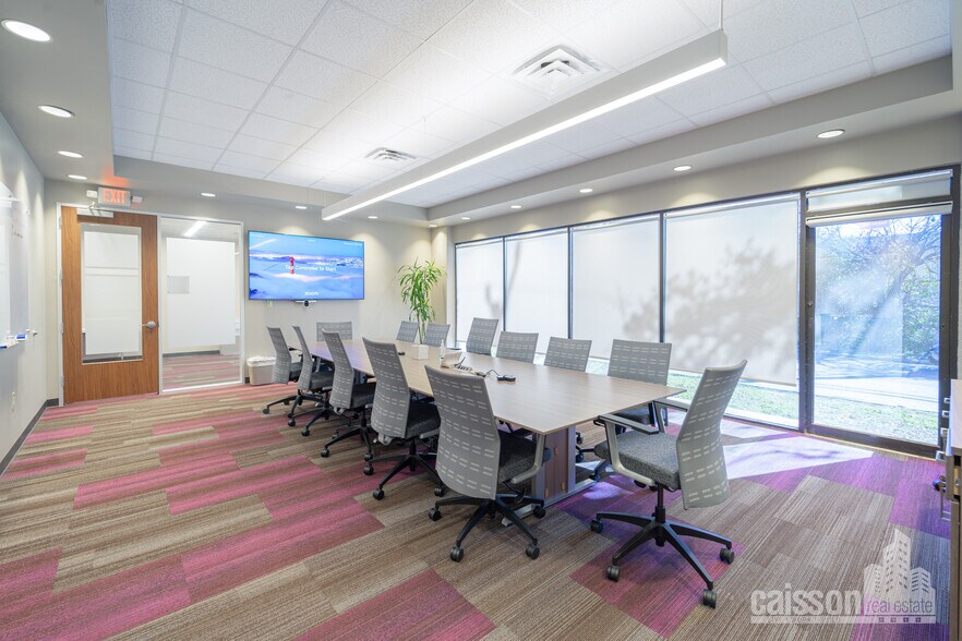 11815 W IH-10, San Antonio, TX à louer - Photo intérieure – Image 3 sur 12