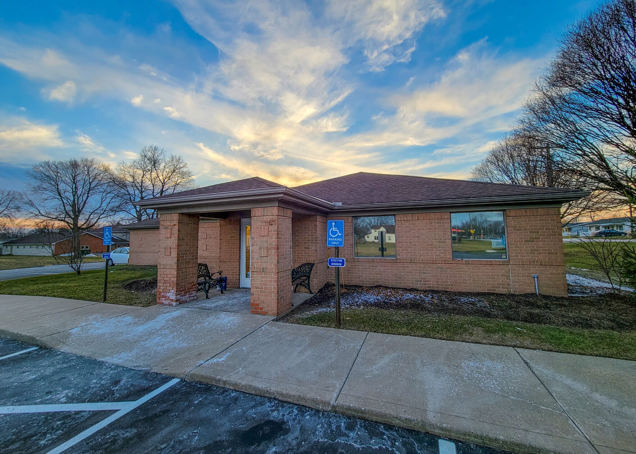 1659 W 2nd St, Xenia, OH à louer Photo de l’immeuble– Image 1 sur 11