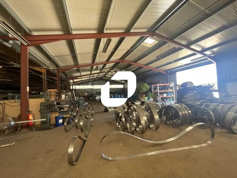 Bureau dans Belin-Béliet à louer - Photo intérieure – Image 1 sur 5