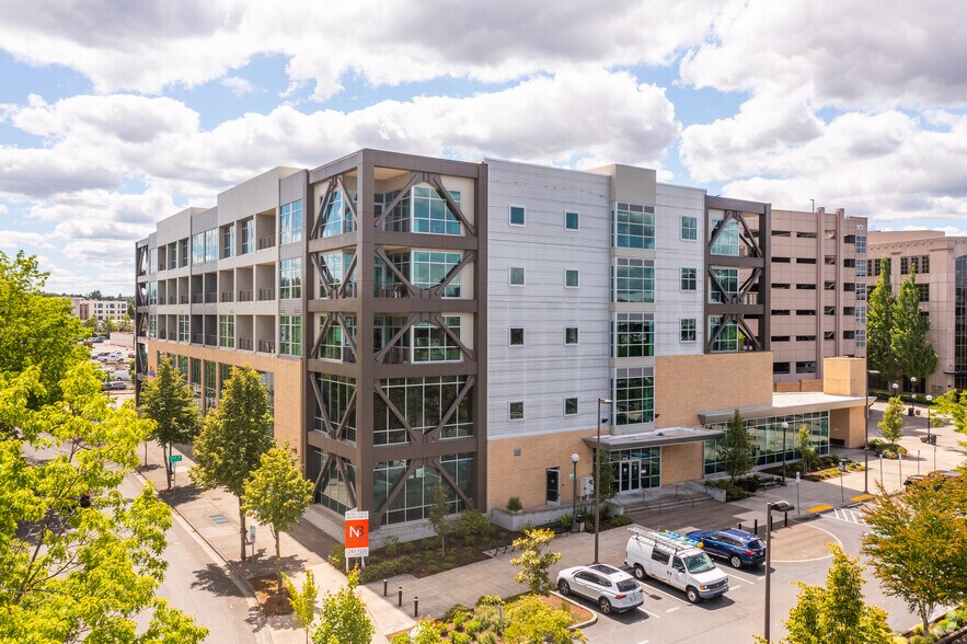 4145 SW Watson Ave, Beaverton, OR à louer - Photo de l’immeuble – Image 2 sur 4