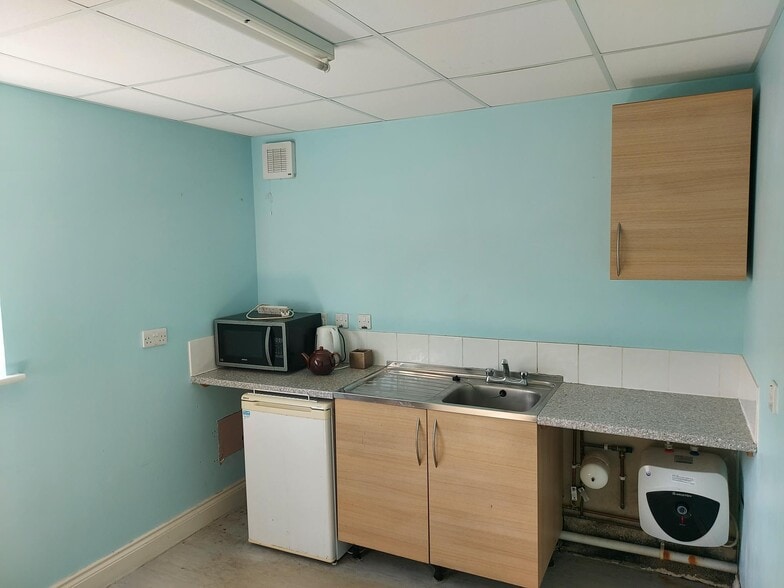 Wadhurst Rd, Mark Cross à louer - Photo de l’immeuble – Image 2 sur 39