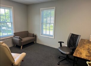 828 Federal Rd, Brookfield, CT à louer Photo intérieure– Image 1 sur 6