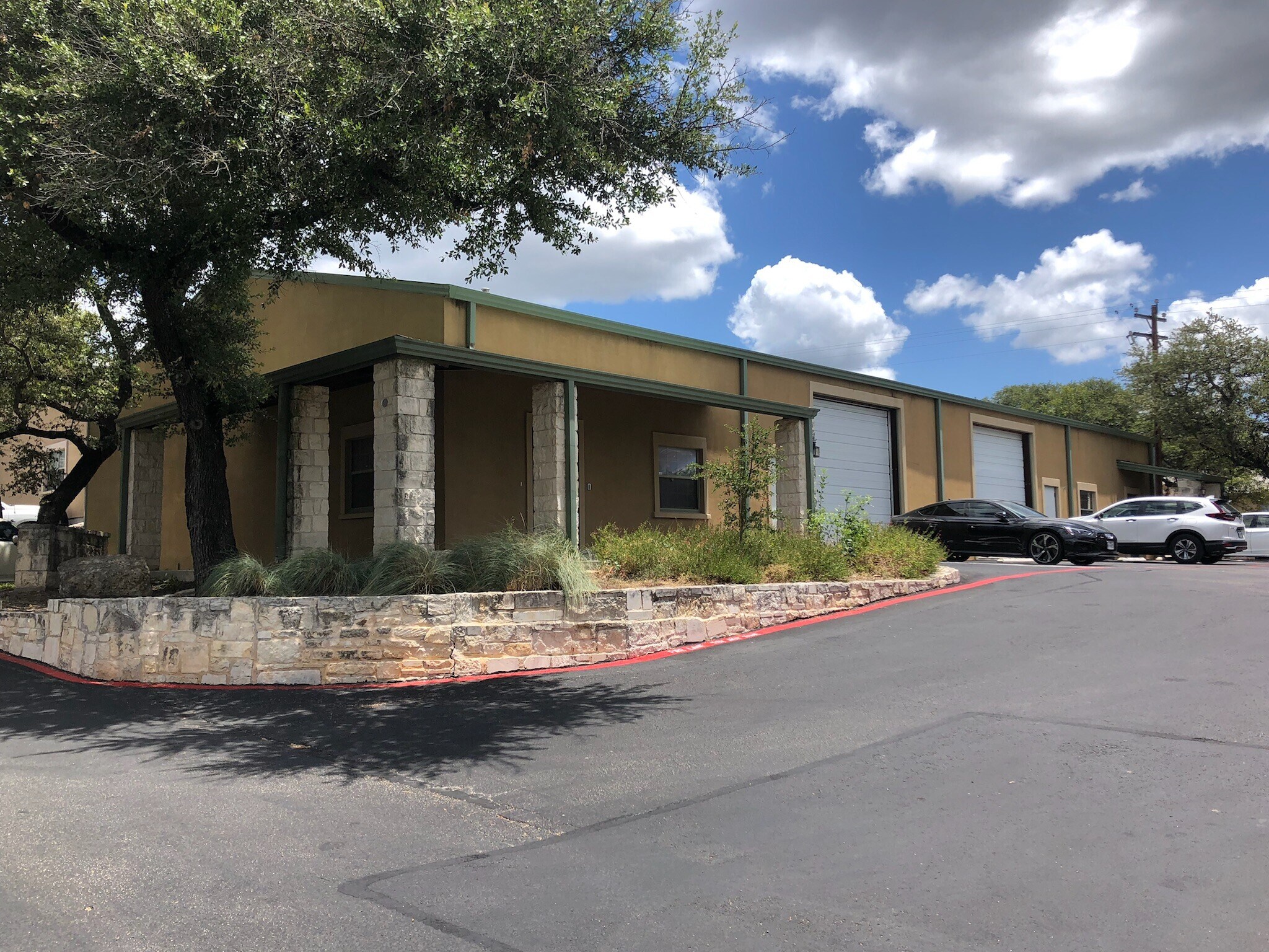 14121 W Highway 290, Austin, TX à vendre Photo de l’immeuble– Image 1 sur 15